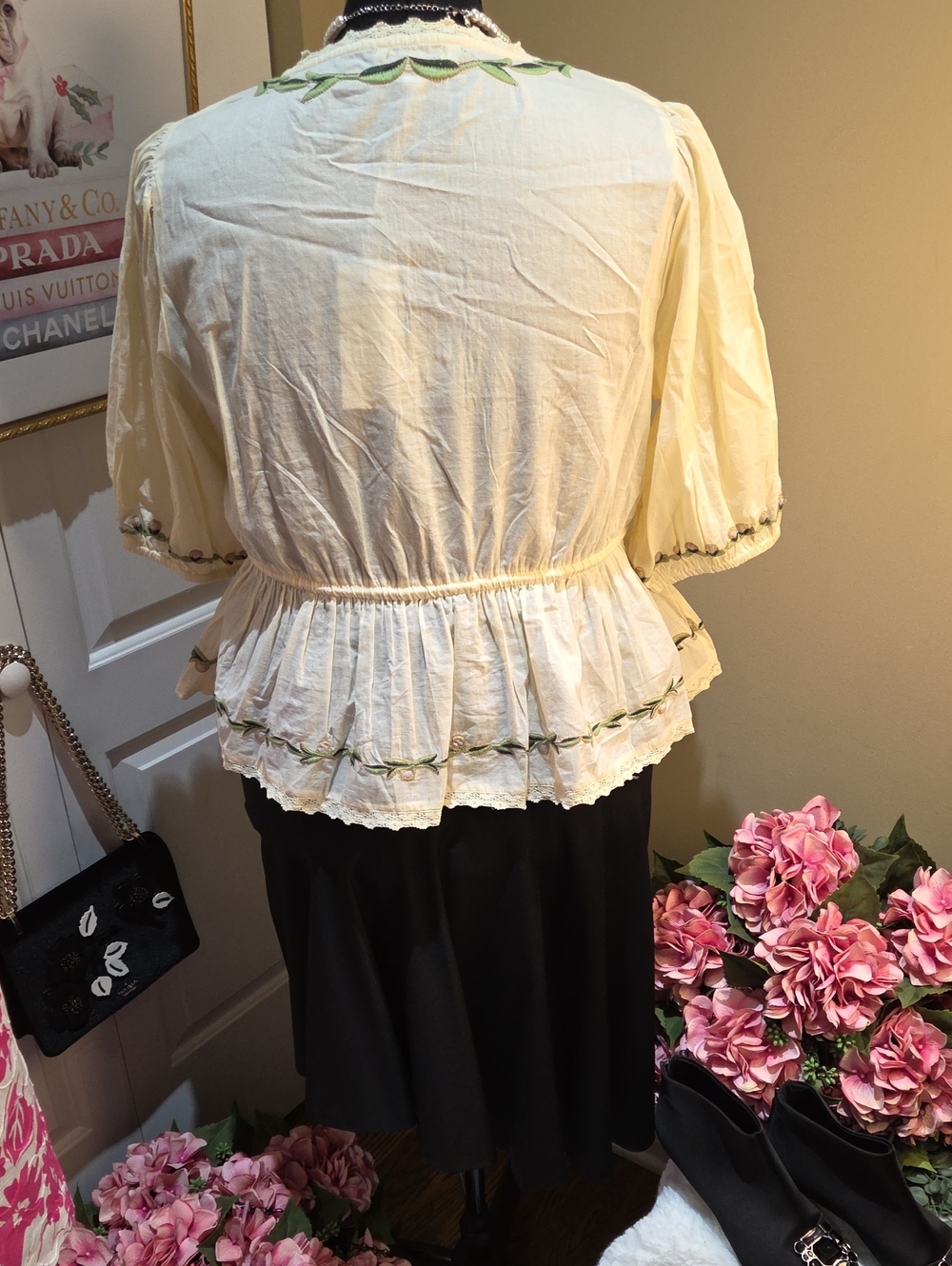 Nwt XL,L,M Jennifer&Grace Embroidered Cream/yellow  Peplum Tie-Waist Blouse - Picture 7 of 17